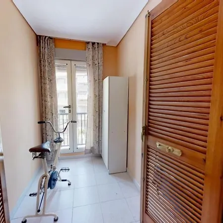 Cozy 2 Bed Apartment Playa De Los Locos Torrevieja Exterior photo